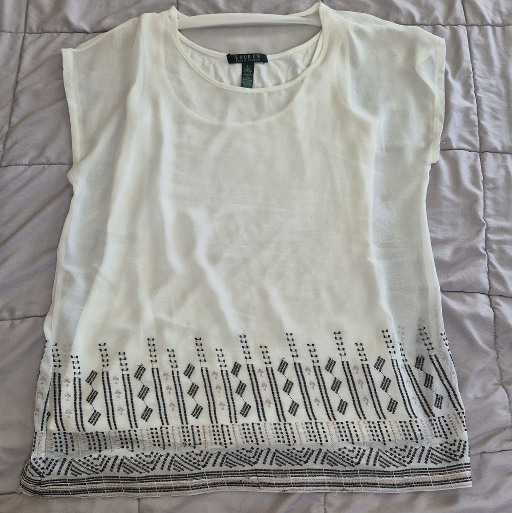 EUC Lauren Ralph Lauren White Mixed Media  Embroidered Hem Cap Sleeve Top, Small